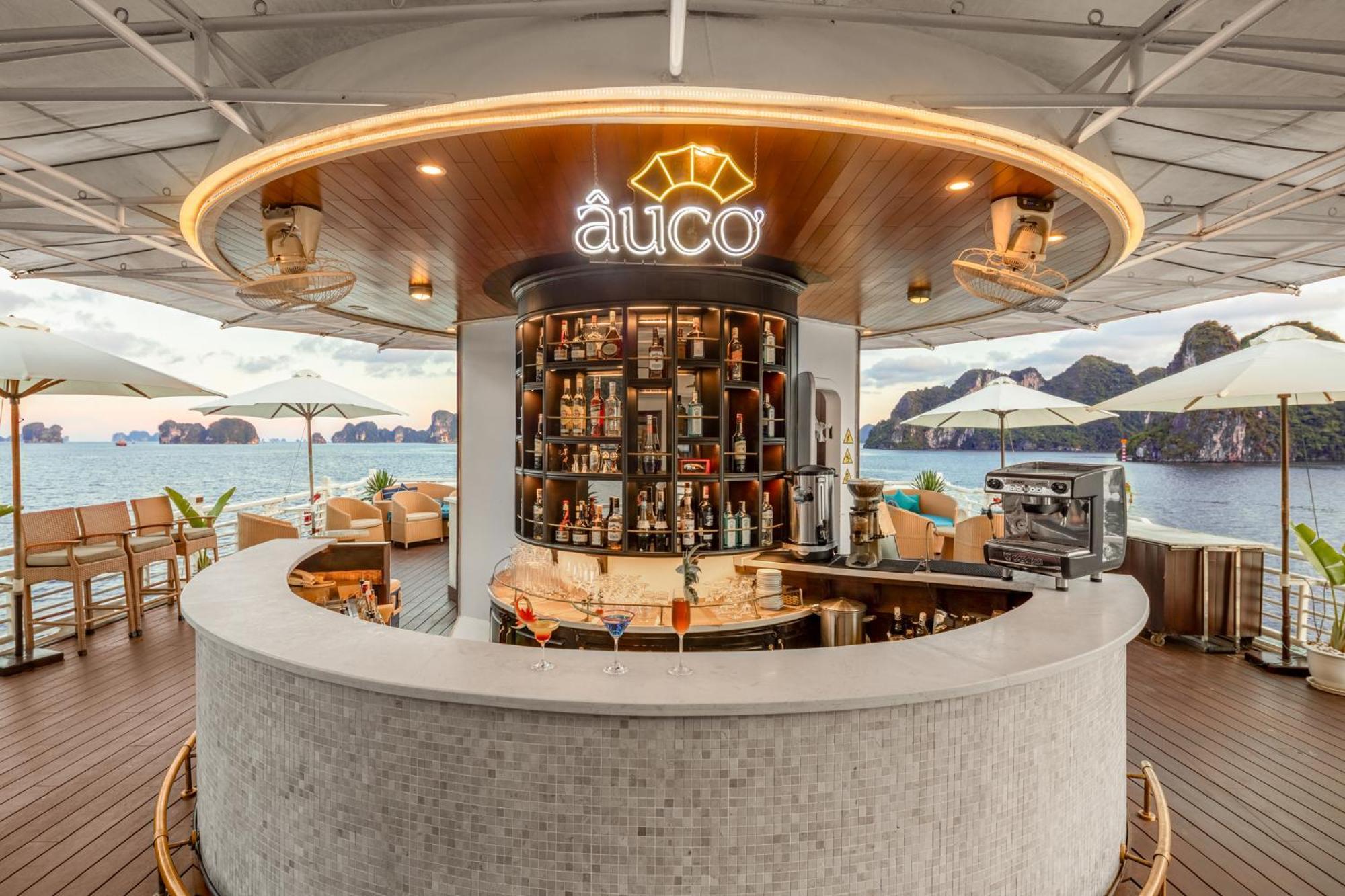 Hotel The Au Co Cruise - Managed By Bhaya Cruise Hạ Long Exterior foto